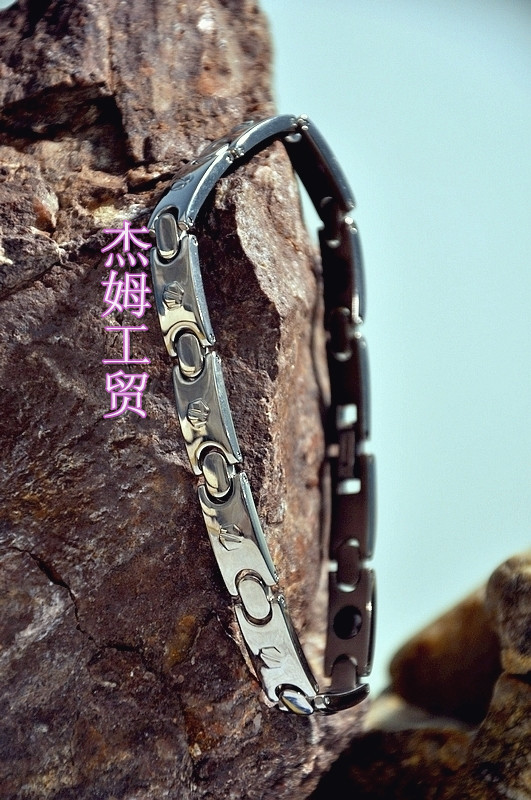 钛手链